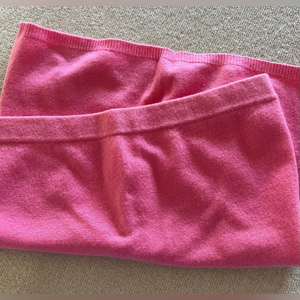Thesaurus Women tank top, pink color. Cashmere.